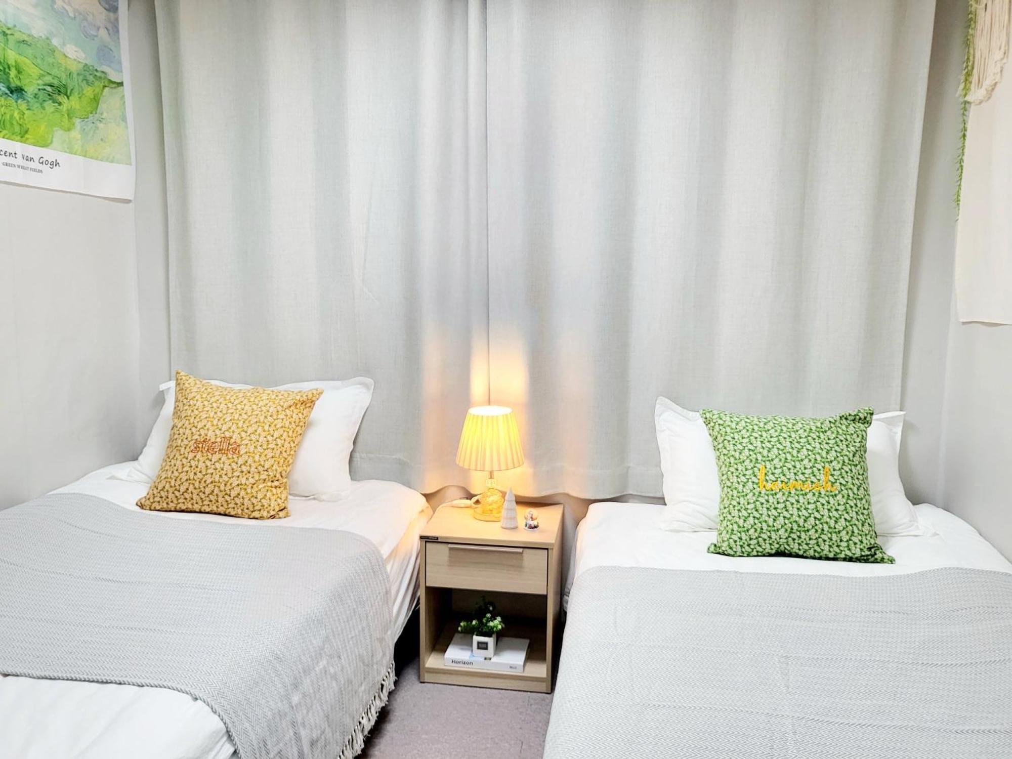 Căn hộ Moon House In #quiet #airport Transport Nearby#1 Min To Line2 Nakseongdae Subway Seoul