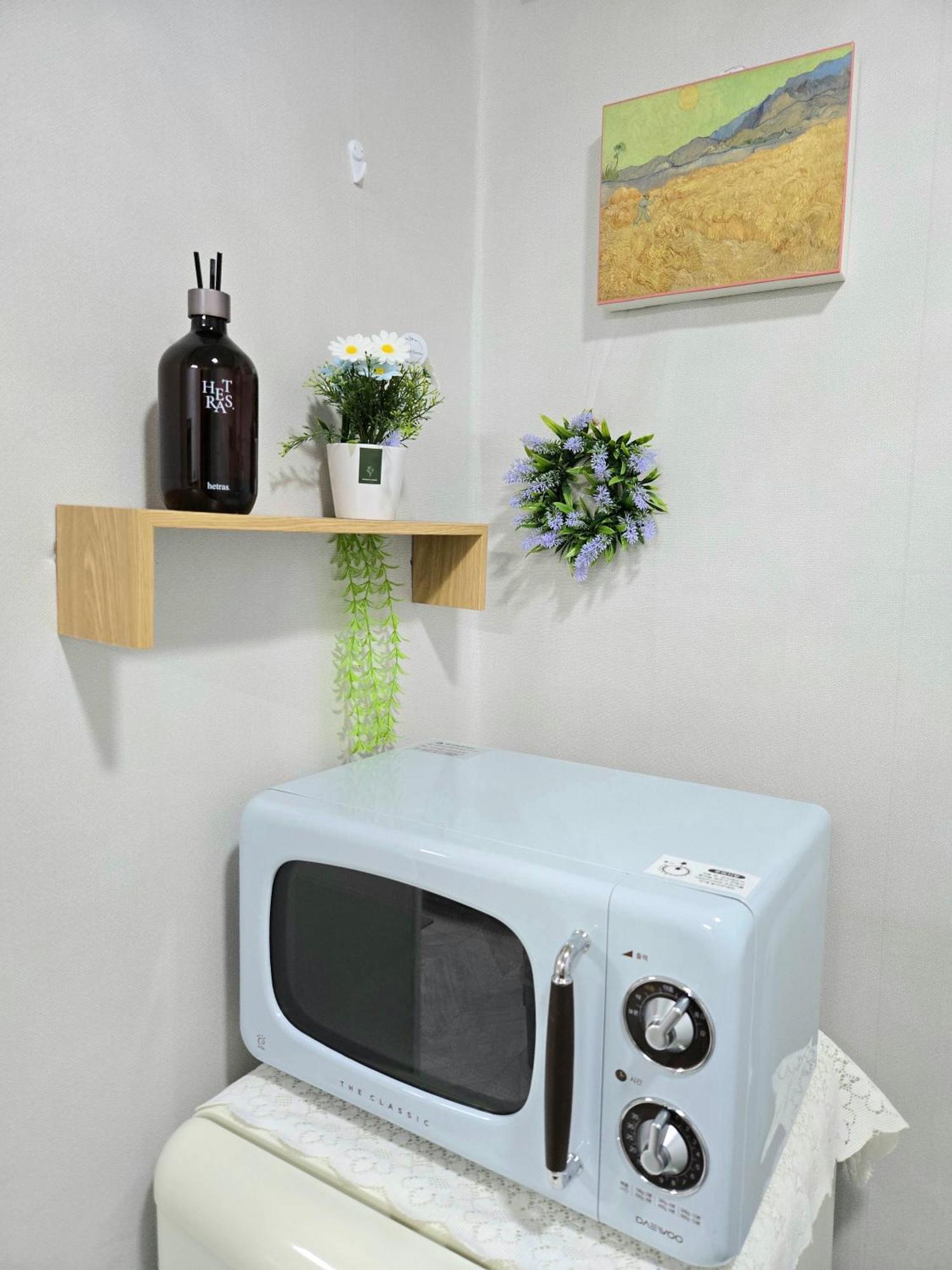 Căn hộ Moon House In #quiet #airport Transport Nearby#1 Min To Line2 Nakseongdae Subway Seoul